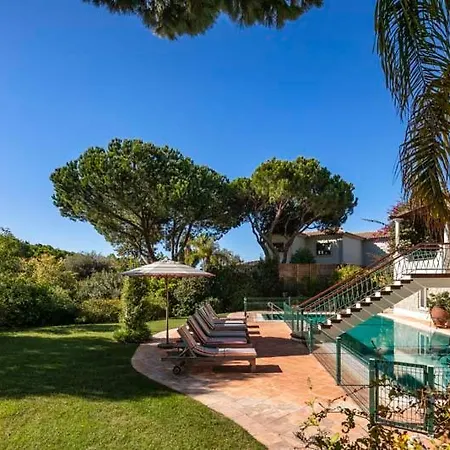 Villa Sleeps 10 Pool Air Con Wifi *