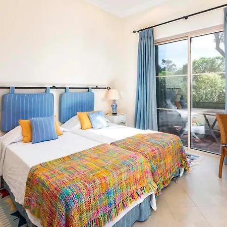Sleeps 10 Pool Air Con Wifi Villa
