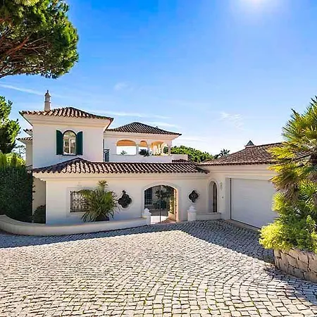 Sleeps 10 Pool Air Con Wifi Villa